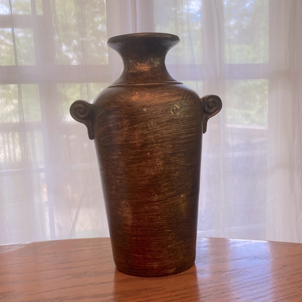 Distressed Finish Decor